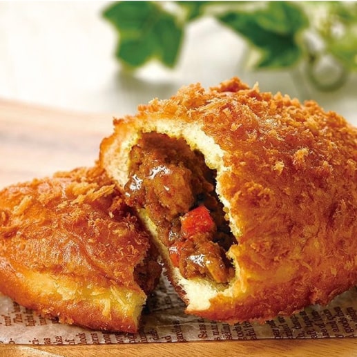 牛肉ゴロッとカレーパン